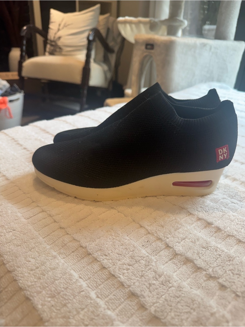 DKNY Black Knit Slip-On Wedges with Pink Logo Accent